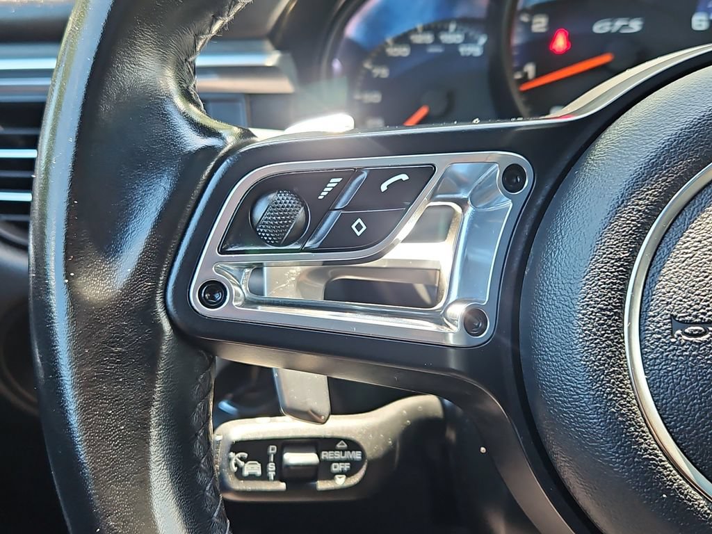 Certified 2020 Porsche Macan GTS AWD/4WD image 31