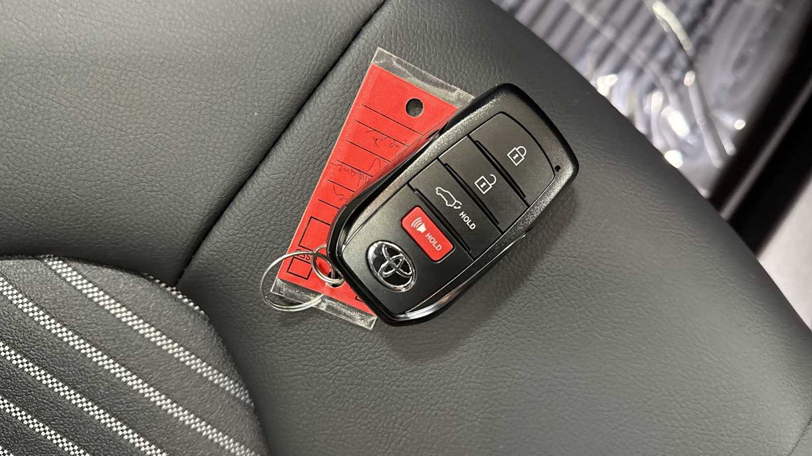 New 2026 Toyota Highlander XSE image 33