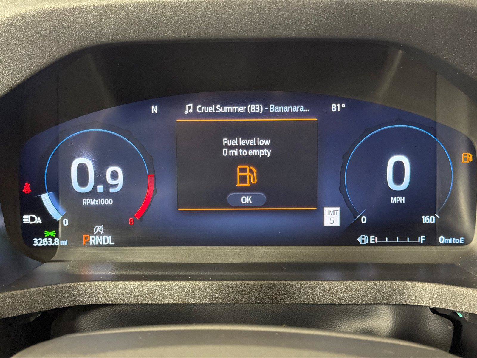 Used 2025 Ford Explorer Active RWD image 30