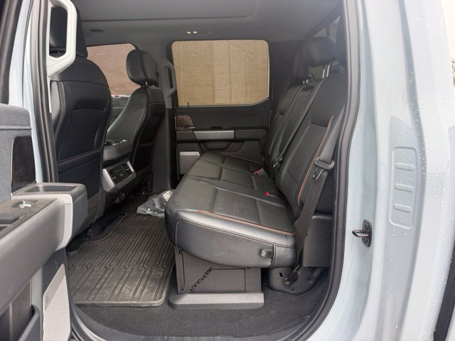 Certified 2025 Ford F450 Lariat w/ Lariat Ultimate Package AWD/4WD image 8