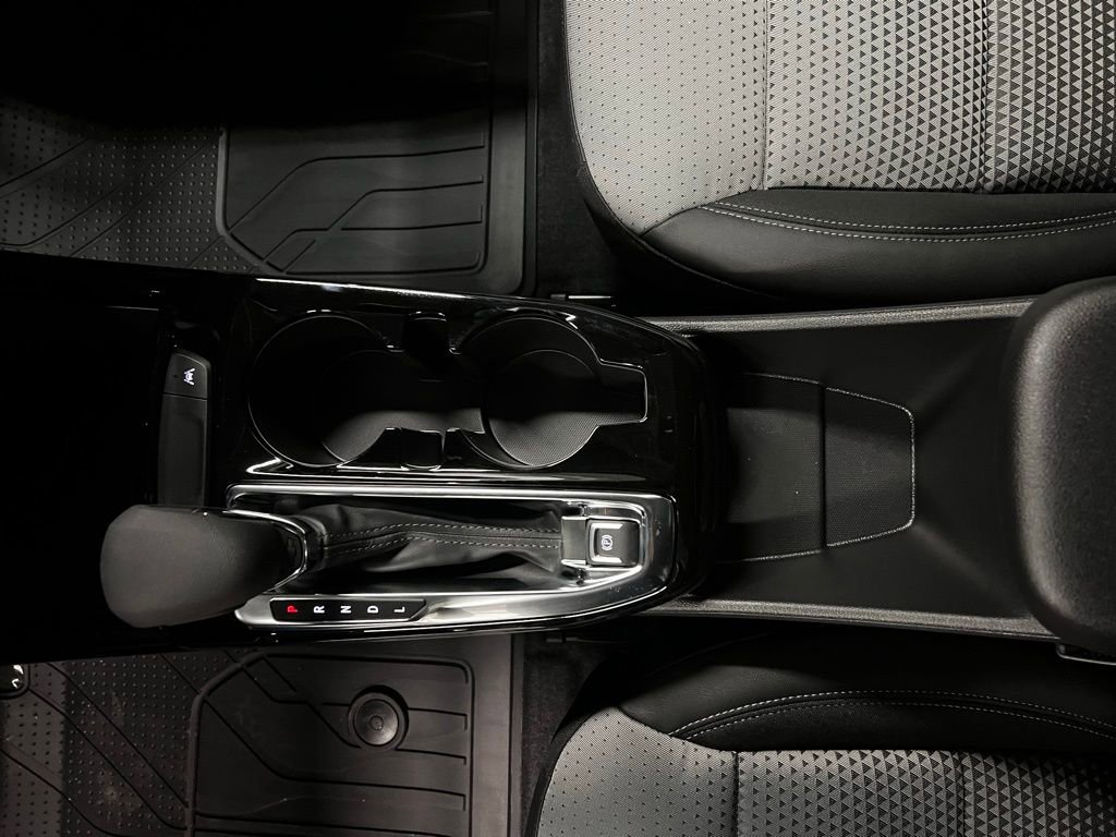 New 2026 Chevrolet Trax LT w/ LT Convenience Package FWD image 23