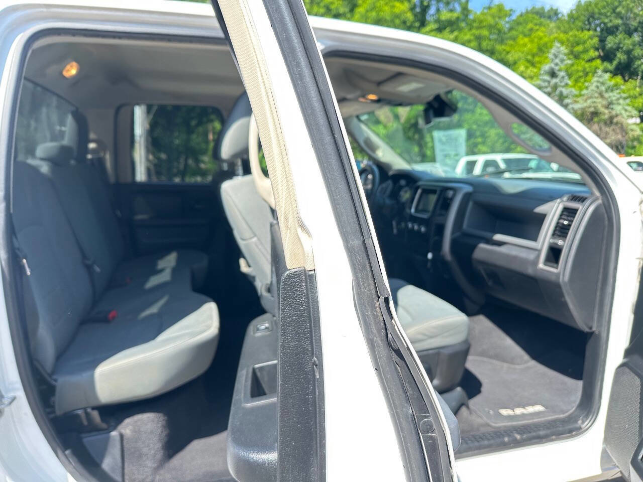 Used 2013 RAM 1500 Express AWD/4WD image 7