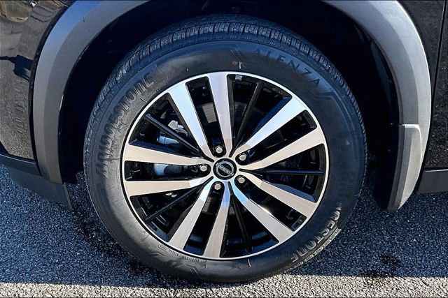 Certified 2025 Nissan Pathfinder Platinum w/ Cargo Package image 31