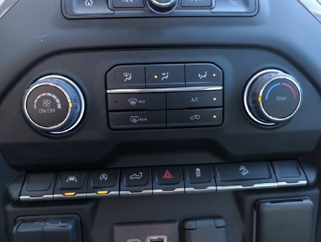 Used 2024 Chevrolet Silverado 1500 Custom Trail Boss w/ LPO, Dark Essentials Package AWD/4WD image 19