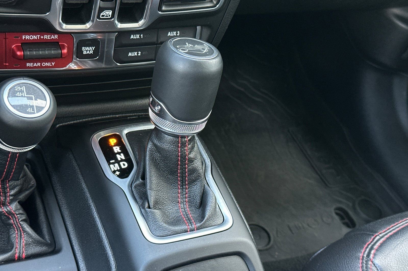 Used 2018 Jeep Wrangler Unlimited Rubicon AWD/4WD image 23