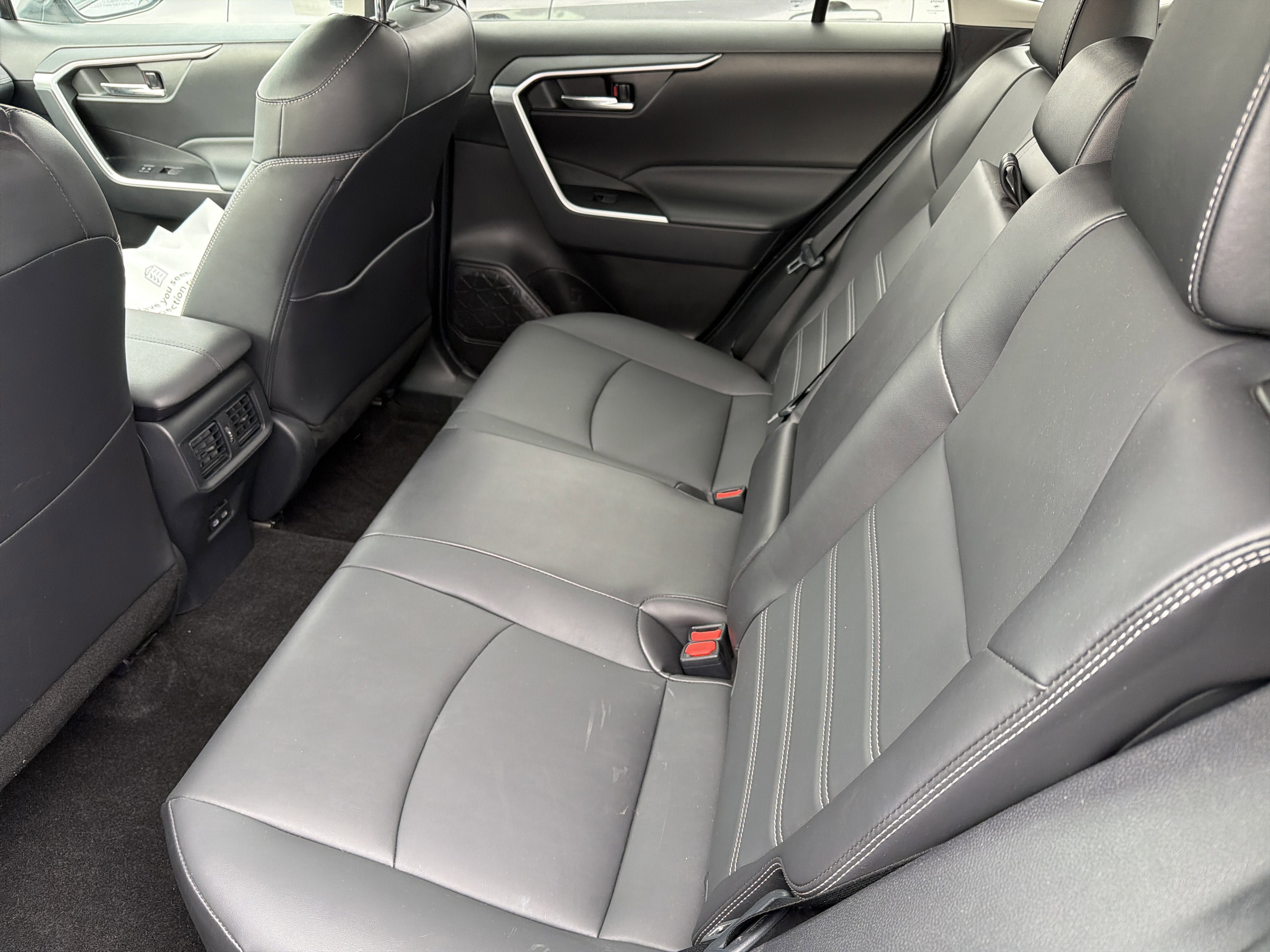 Used 2023 Toyota RAV4 XLE Premium AWD/4WD image 24