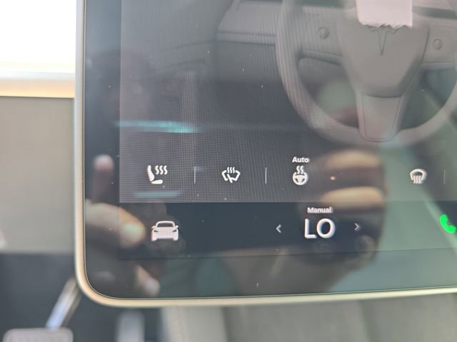 Used 2023 Tesla Model Y Long Range image 21