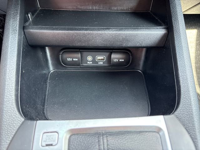 Used 2020 Kia Forte LXS FWD image 17