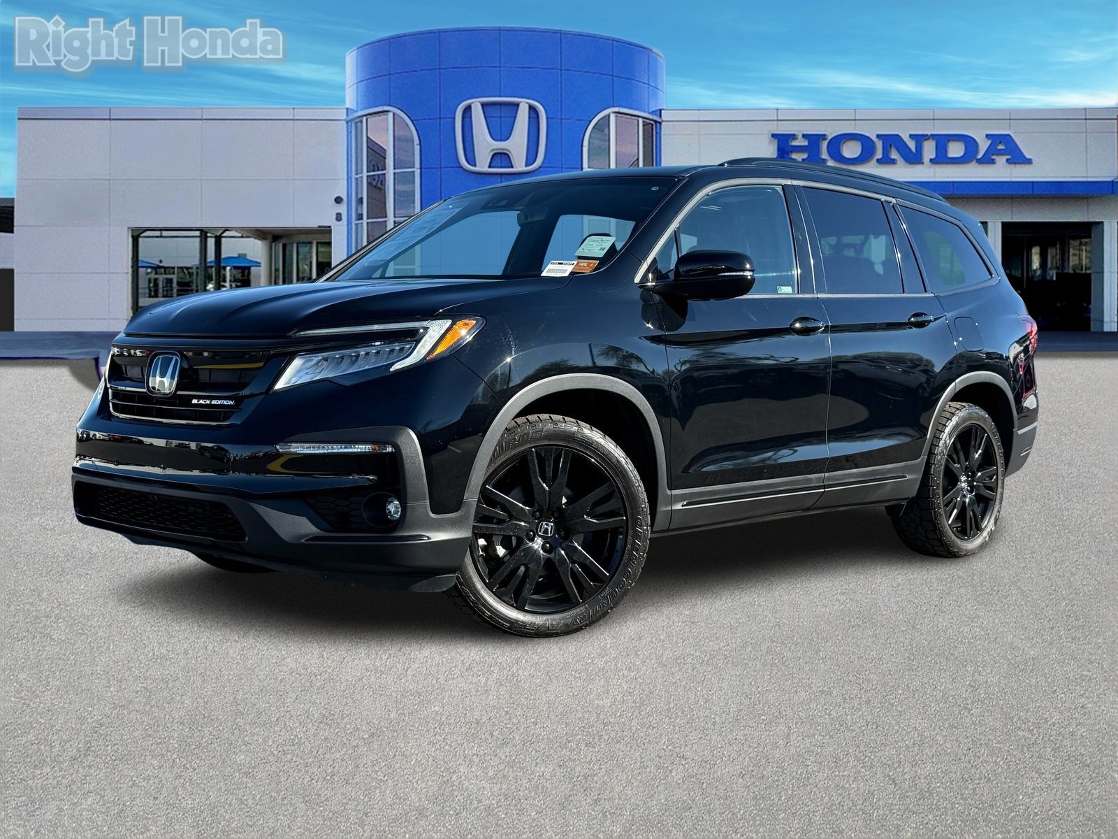 Used 2022 Honda Pilot Black Edition image 2