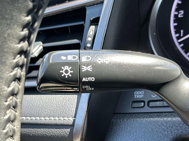 Used 2023 Toyota Camry SE image 28