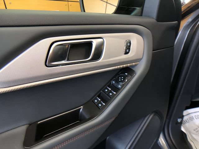 New 2026 Ford Explorer Active AWD/4WD image 12