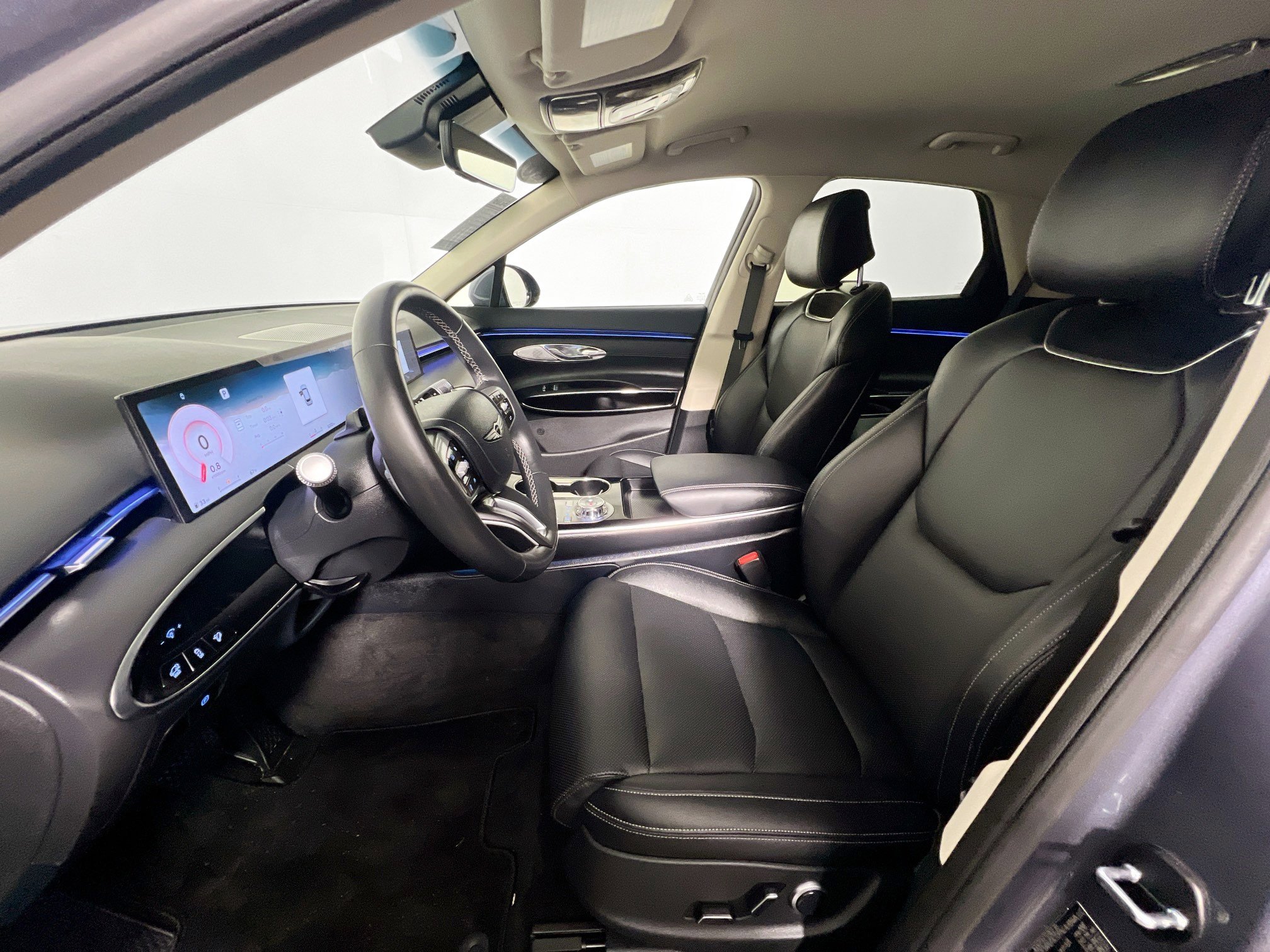 Used 2026 Genesis GV70 2.5T image 14