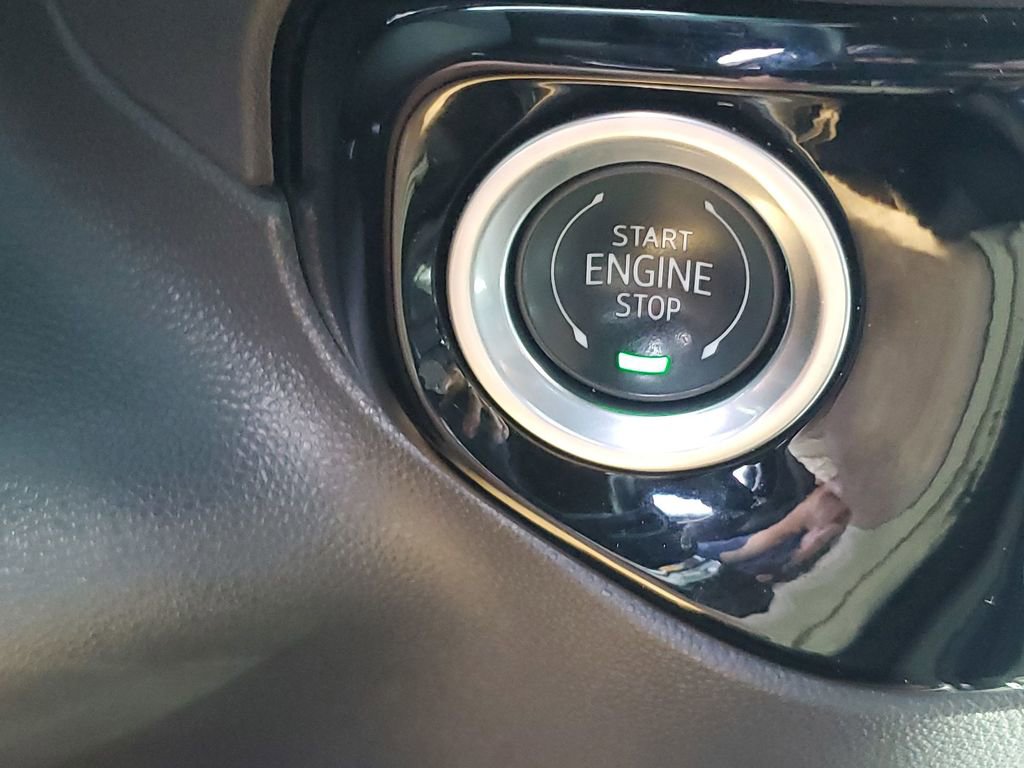 Used 2024 Chevrolet Silverado 1500 ZR2 w/ Technology Package image 38