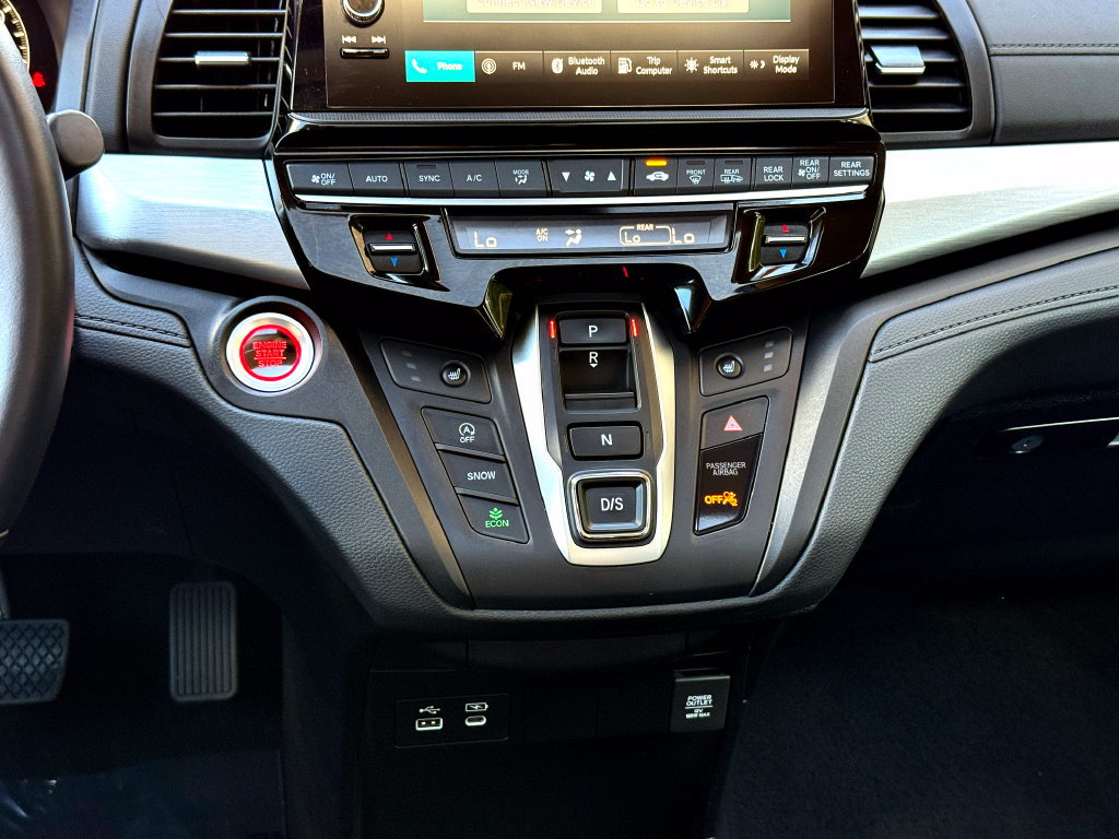 Used 2025 Honda Odyssey EX-L image 32