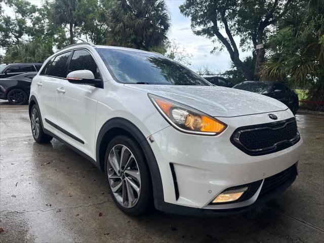 Used 2017 Kia Niro Touring FWD image 6