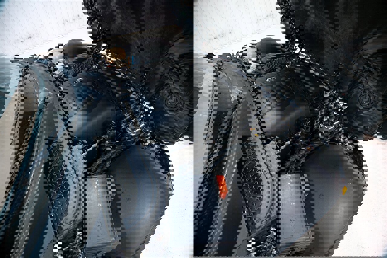 Used 2007 Pontiac Solstice Convertible w/ Premium Package image 21