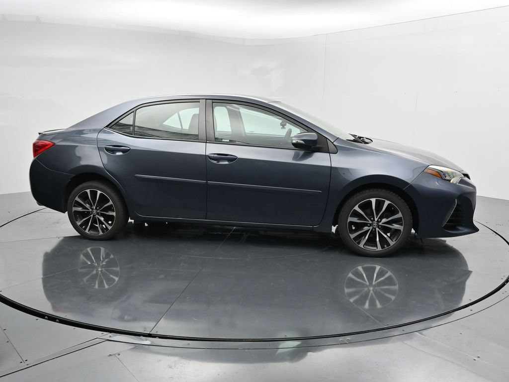 Used 2017 Toyota Corolla SE w/ Carpet Mat Package (TMS) FWD image 9