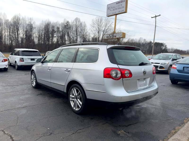 Used 2008 Volkswagen Passat Lux image 7