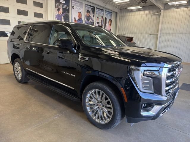 Used 2025 GMC Yukon XL Elevation AWD/4WD image 4
