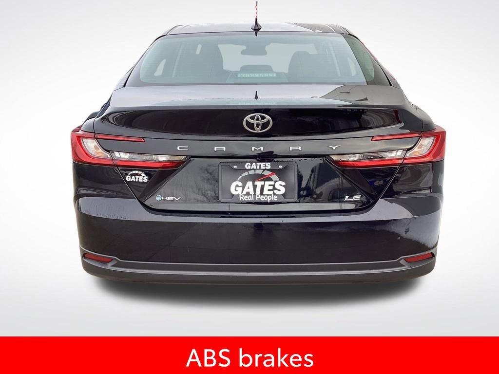 Used 2025 Toyota Camry LE image 9
