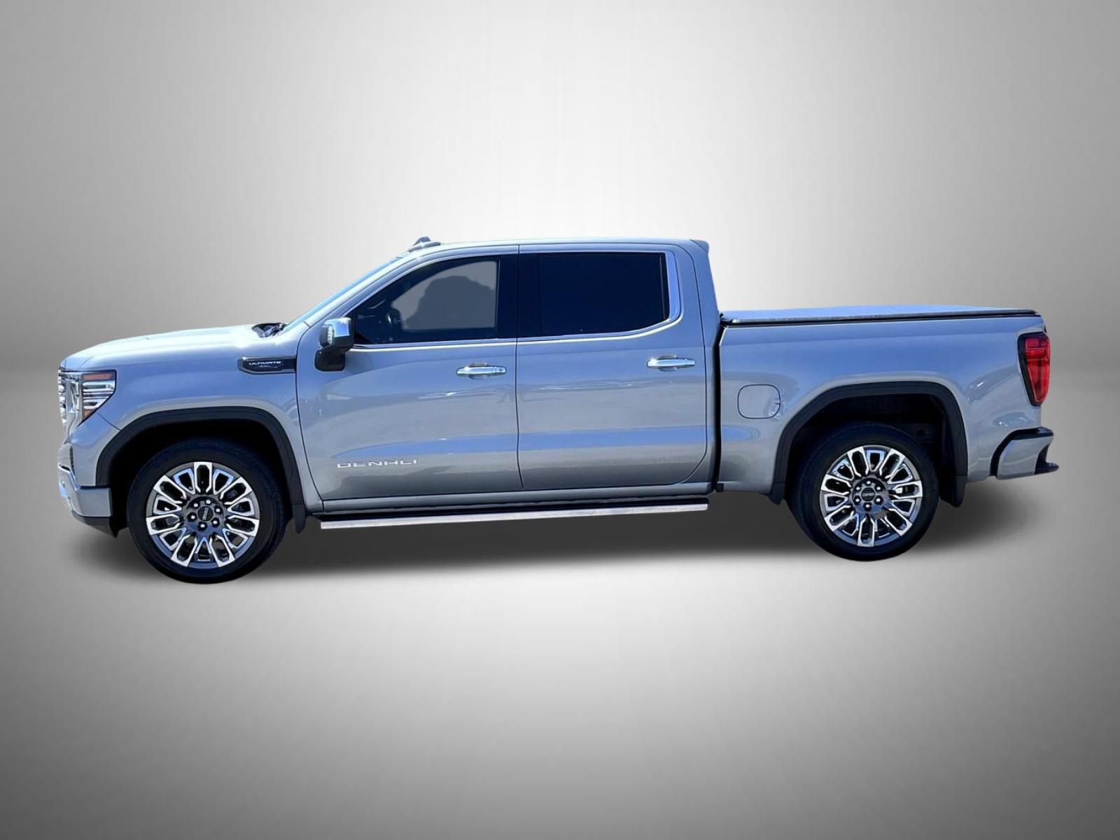Certified 2024 GMC Sierra 1500 Denali Ultimate AWD/4WD image 10