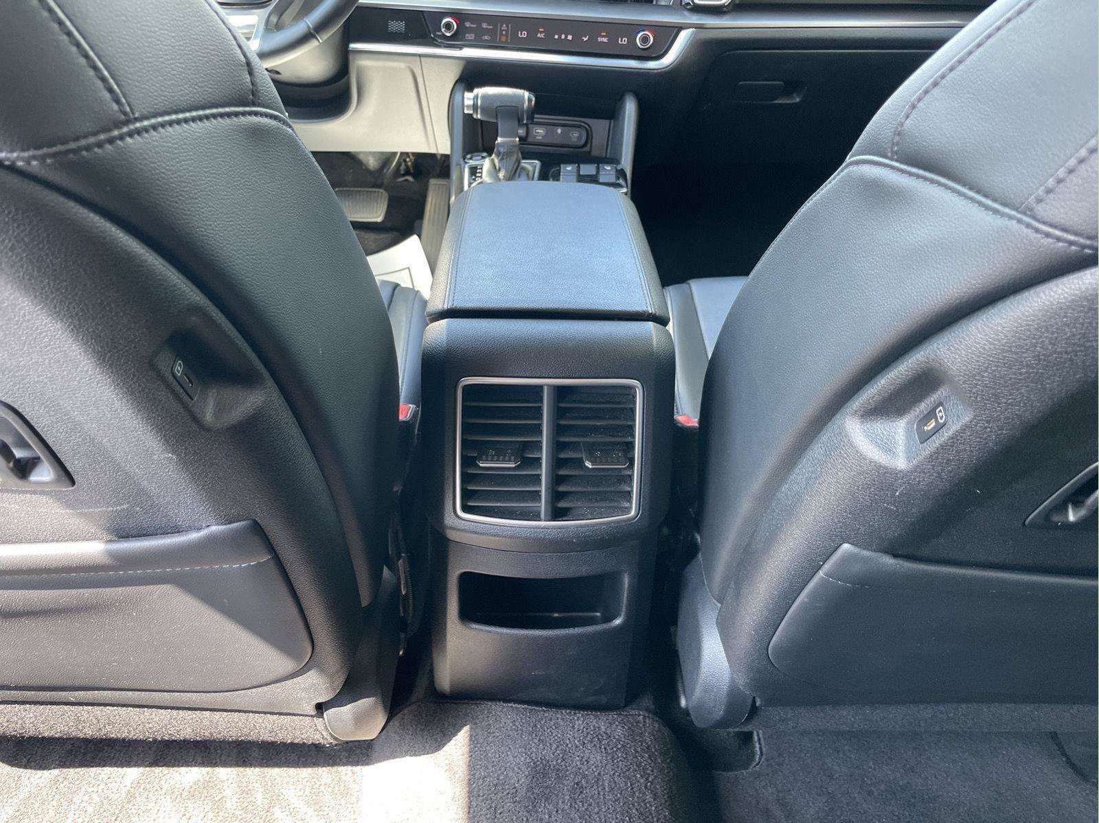 Used 2024 Kia Sportage EX FWD image 16
