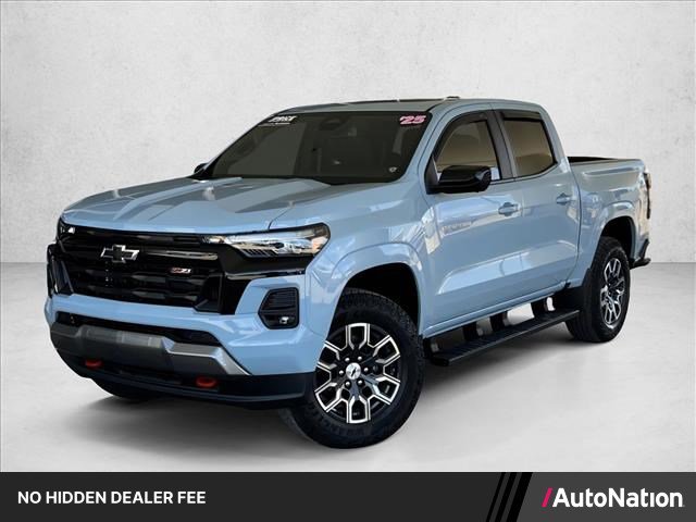 Used 2025 Chevrolet Colorado Z71 w/ Technology Package AWD/4WD image 1