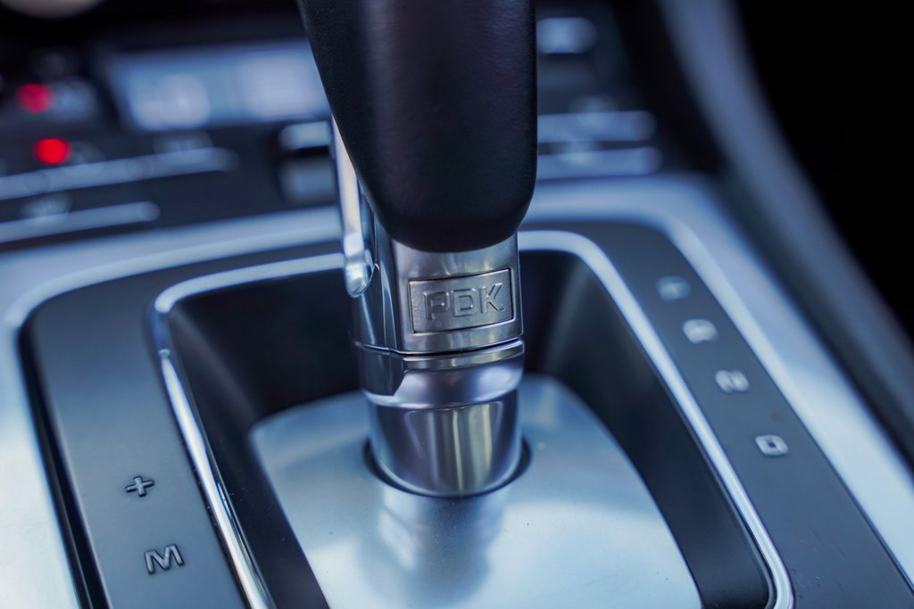 Used 2014 Porsche Cayman image 24