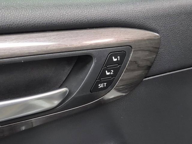 Used 2021 Toyota Highlander Platinum FWD image 20