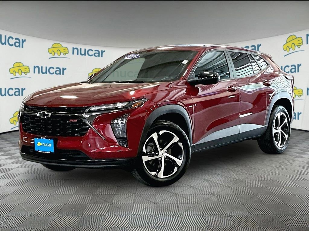 Used 2024 Chevrolet Trax RS w/ Driver Confidence Package FWD image 3