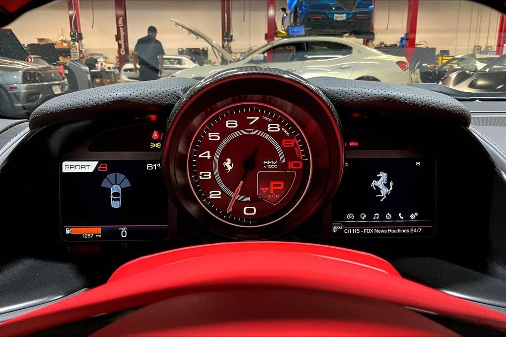 Used 2021 Ferrari 812 GTS RWD image 13