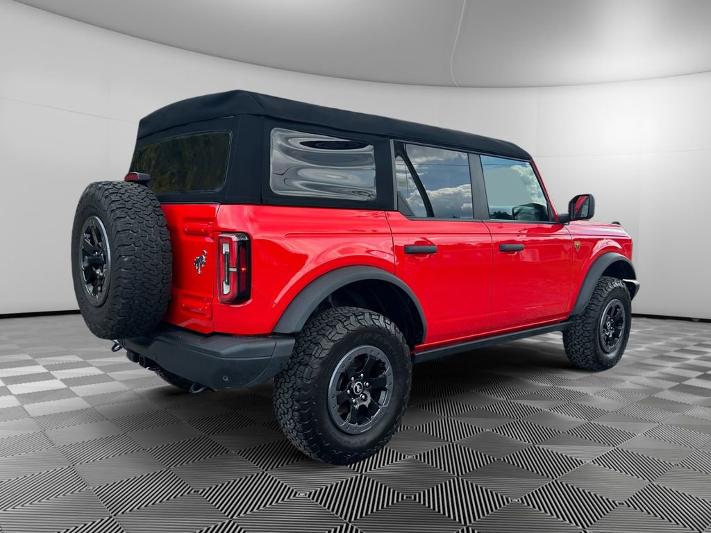 Used 2023 Ford Bronco Badlands image 7