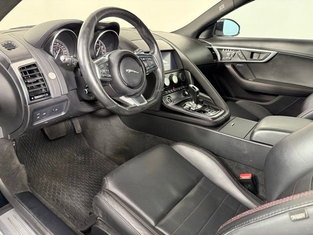 Used 2019 Jaguar F-TYPE Coupe image 10