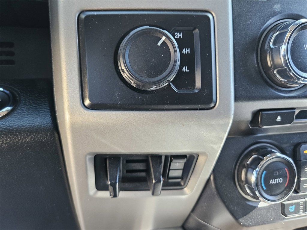 Used 2017 Ford F450 Lariat w/ Lariat Ultimate Package image 18