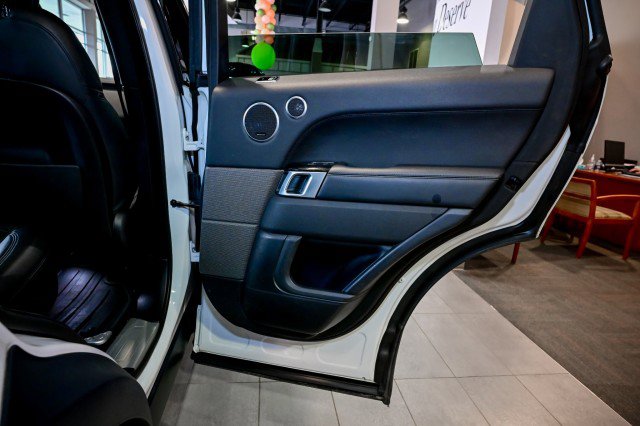 Used 2021 Land Rover Range Rover Sport HSE Silver Edition image 28