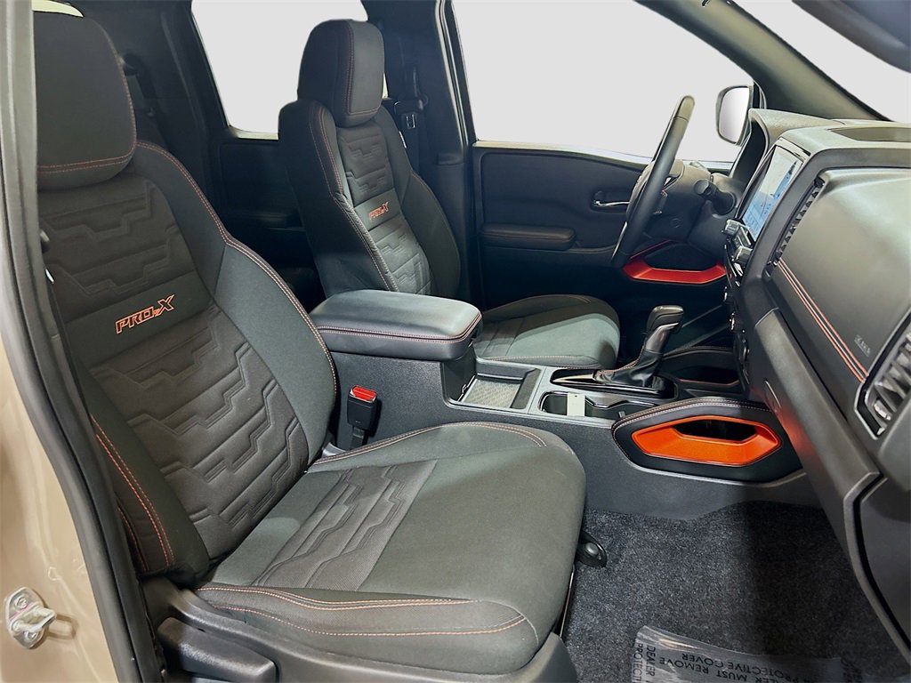 Used 2024 Nissan Frontier Pro-X image 24