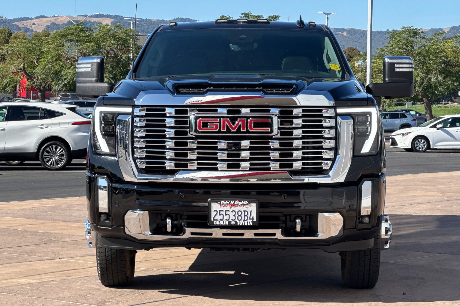 Used 2024 GMC Sierra 3500 Denali w/ Denali Reserve Package AWD/4WD image 10