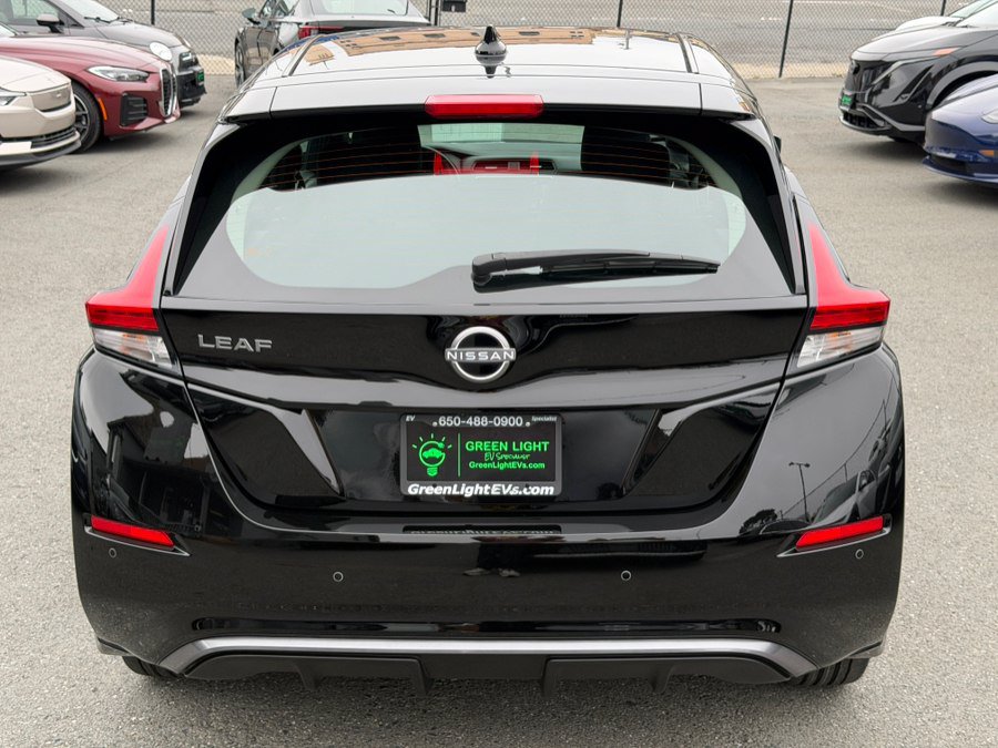 Used 2025 Nissan Leaf S FWD image 6