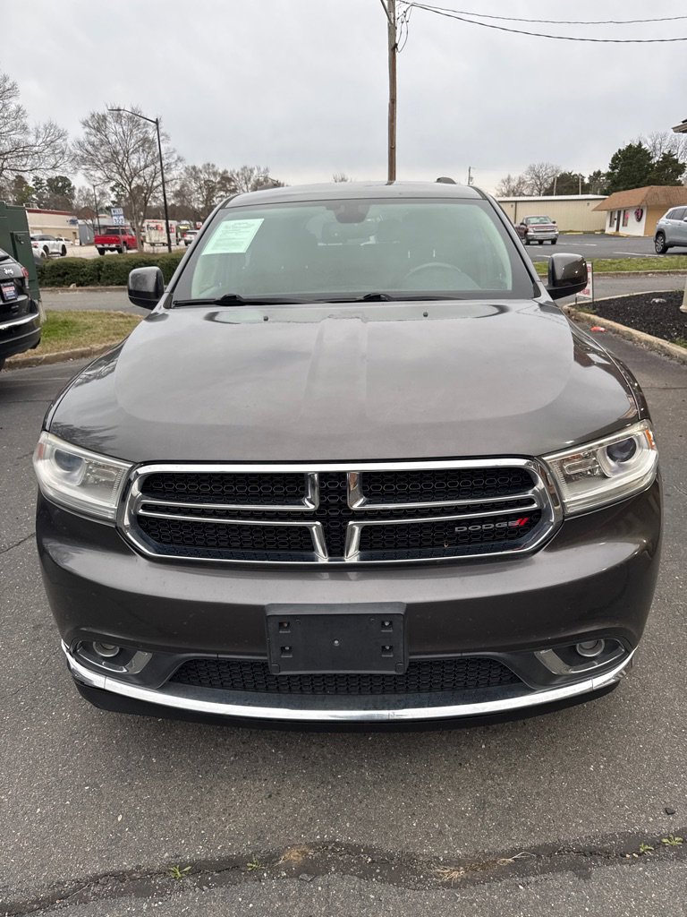 Used 2019 Dodge Durango SXT AWD/4WD image 2