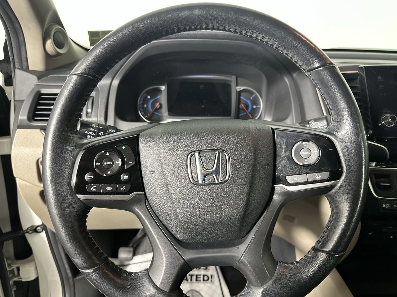 Used 2019 Honda Pilot Touring image 5