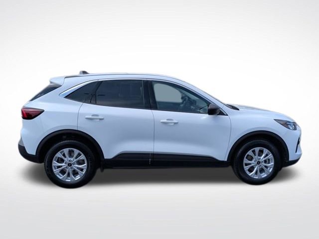 Certified 2023 Ford Escape Active AWD/4WD image 9
