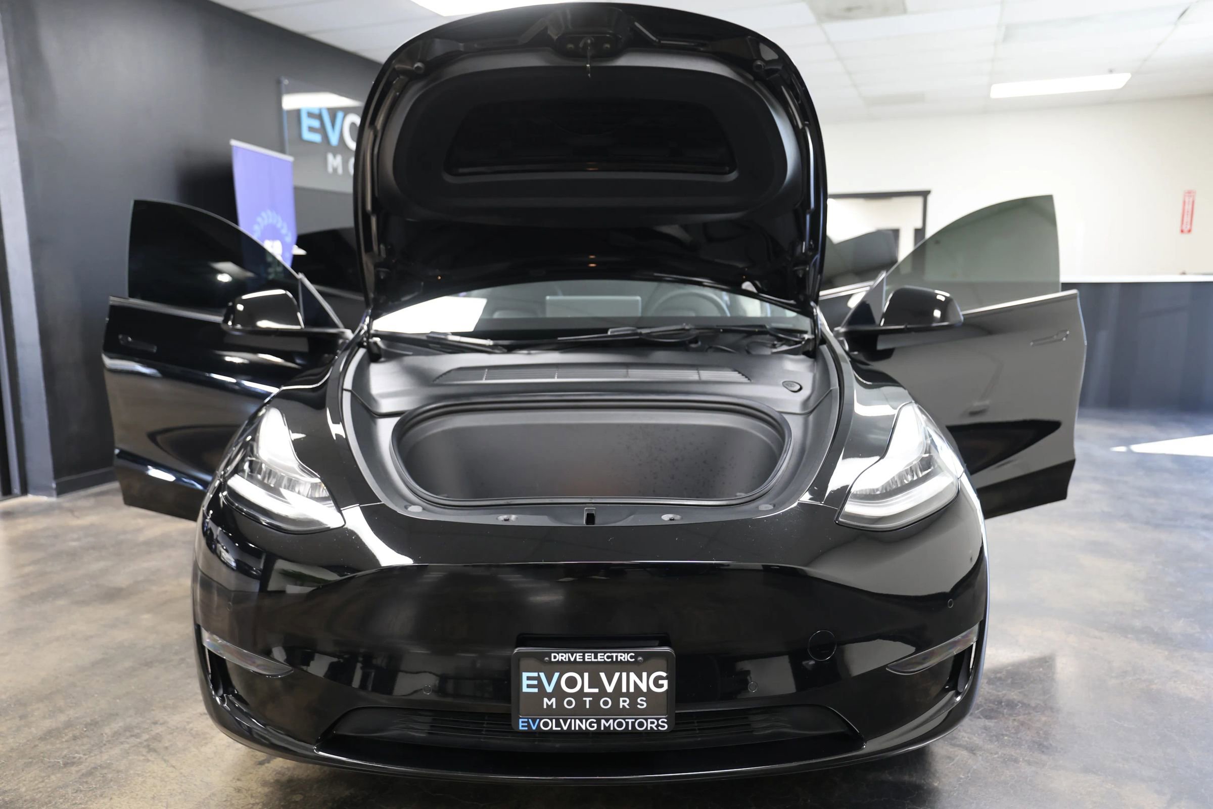 Used 2021 Tesla Model Y Long Range image 56
