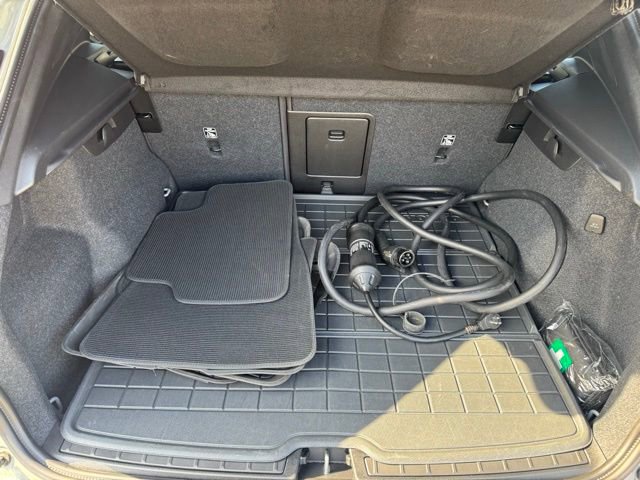 Certified 2024 Volvo XC40 Recharge Plus w/ Protection Package Premier image 38