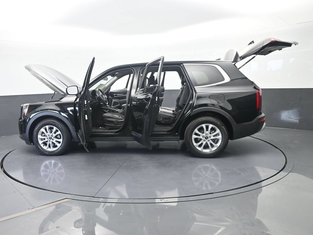 Used 2022 Kia Telluride LX FWD image 76