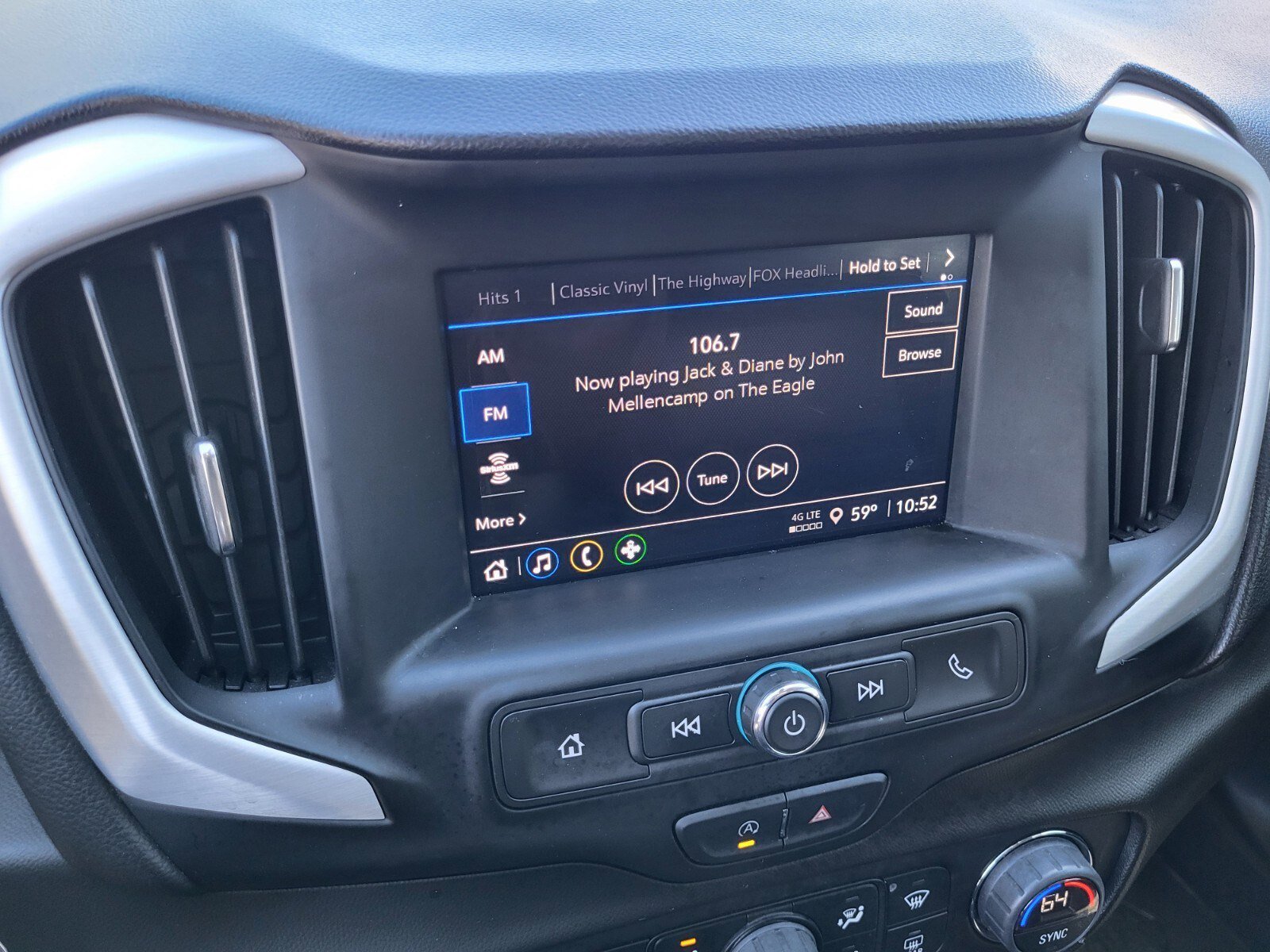 Used 2023 GMC Terrain SLE w/ Driver Convenience Package image 20