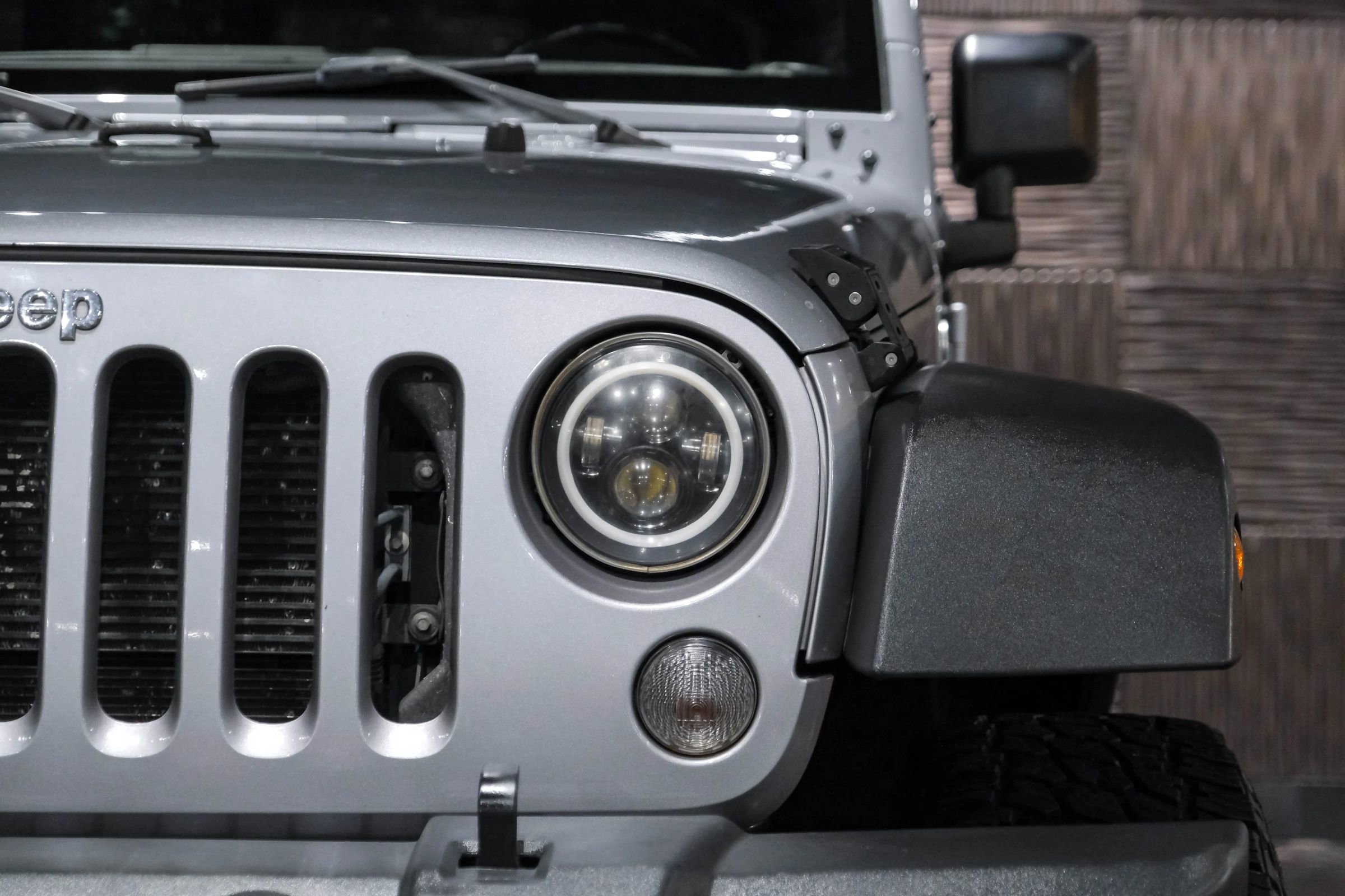 Used 2018 Jeep Wrangler Unlimited Sport S image 41