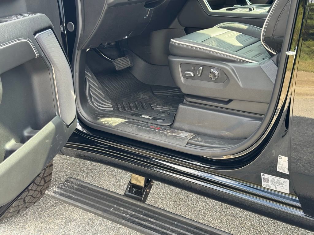 New 2026 GMC Sierra 2500 AT4X w/ AT4X AEV Edition image 19