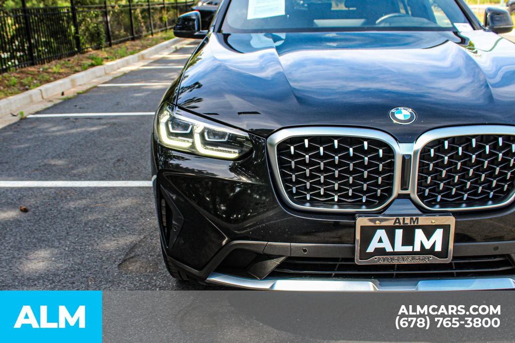 Used 2025 BMW X4 xDrive30i AWD/4WD image 11