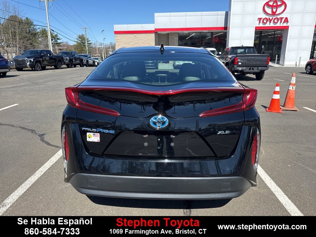 Used 2021 Toyota Prius Prime XLE image 7