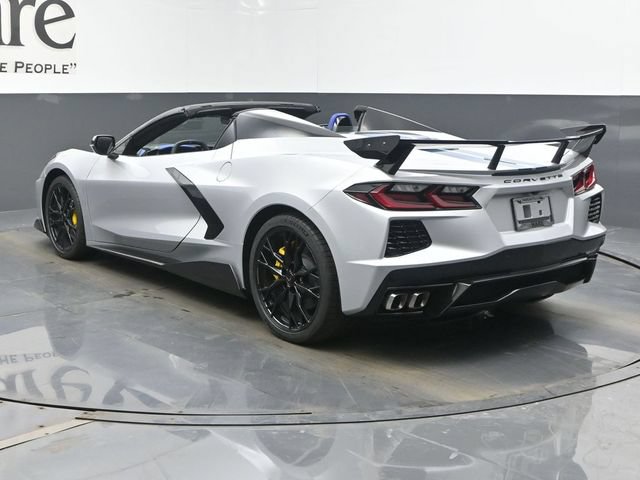 New 2026 Chevrolet Corvette Stingray Premium Conv w/ Stealth Interior Trim Package RWD image 16